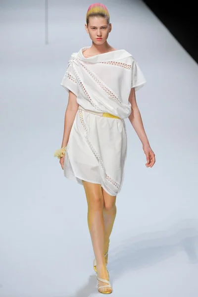Look 20